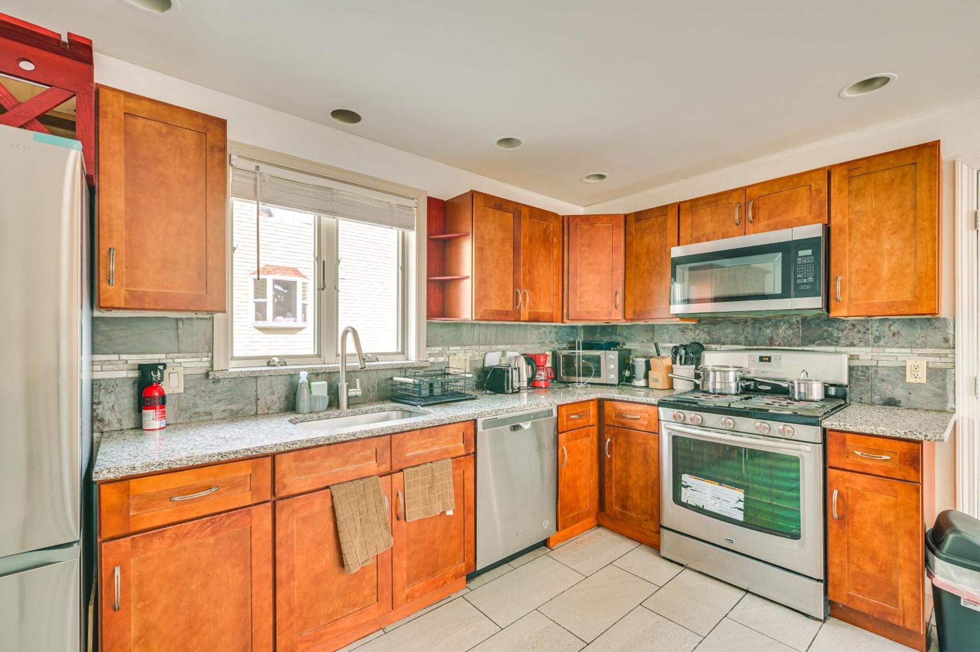 9 Mi To Dtwn Boston Cozy Malden Apartment Eksteriør bilde